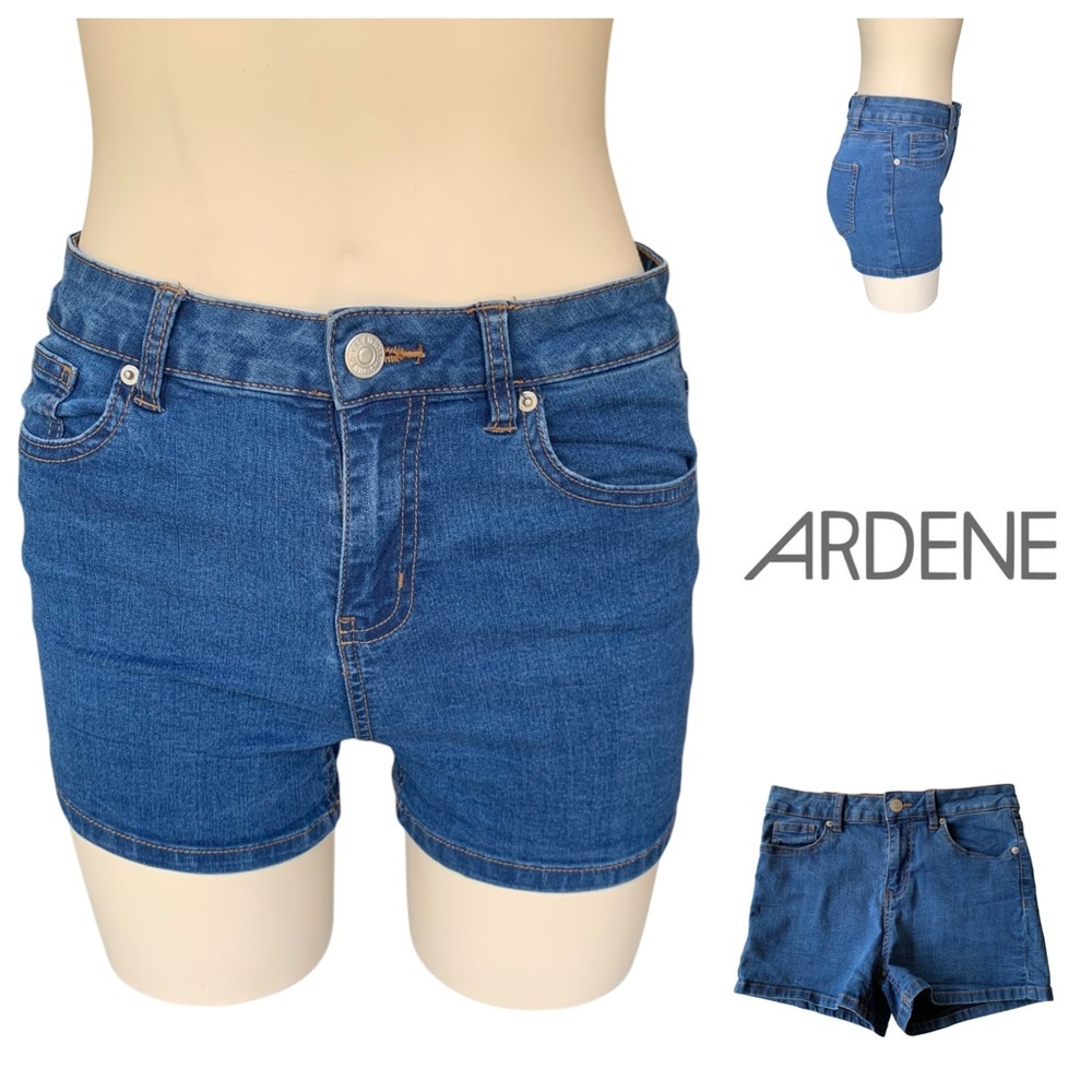 2/$10 SALE Classic Blue Micro High-rise Denim Short Ardene Basic Collection 2.5”